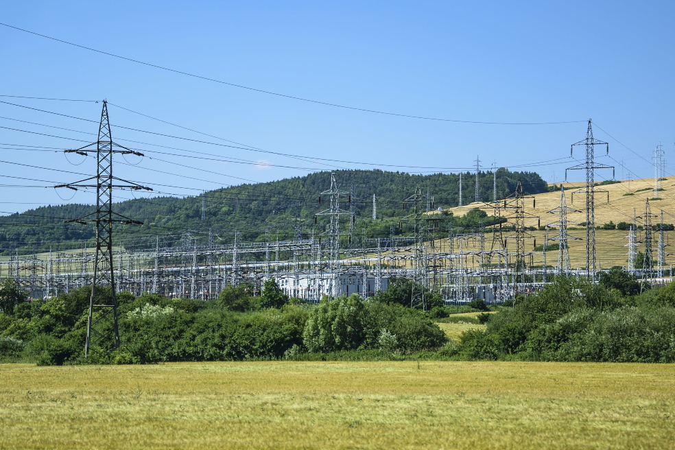 Some components of existing wind turbines (such as an electric generator) are being upgraded or replaced with new ones.